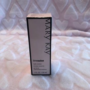 Mary Kay TimeWise night solution